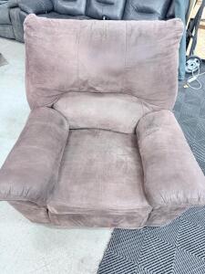 Brown Microfiber Manual Recliner Chair, Plush Padded, 38"x39"x41", Manual Lever