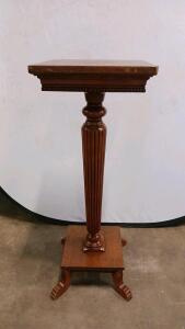 Traditional Wooden Fluted Pedestal Stand with Carved Feet and Dentil Molded Top Trim