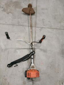 STIHL FS 131 Gas-Powered String Trimmer, 36.3 cc Engine, Bike Handle, 16.5" Cutting Width