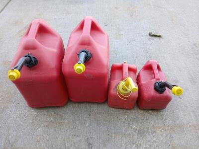 Blitz Plastic Gasoline Fuel Containers &ndash; 1.25, 2.5, and 5 Gallon Capacities