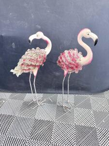 Pair Metal Flamingo Garden Yard Statues, 32" Tall, Layered Pink Feathers, Outdoor Decor