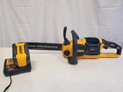 DEWALT DCCS670X1 60V FLEXVOLT Brushless 16" Chainsaw with DCB606 Battery & DCB115 Charger