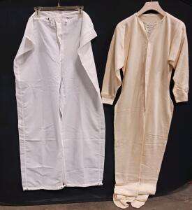 Military Diver Wool Undersuit Size 1 w/ (7) White Overtrousers & Camo Overboots