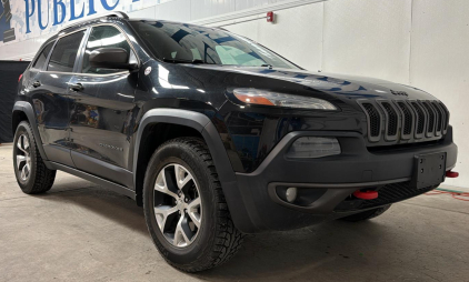 2014 JEEP CHEROKEE - 4X4!