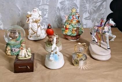 (8) Vintage Music Boxes