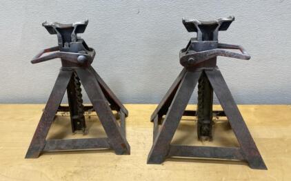 Set of Two 3-Ton Adjustable Steel Jack Stands, 10.8"&ndash;16.3" Height Range