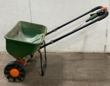 Scotts Speedy Green 3000 Push Broadcast Spreader, 60 lb Capacity, 10-12 ft Spread Width