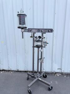 Dr&auml;ger AV Anesthesia Ventilator, 250&ndash;1500 mL Tidal Volume, Volume Control, on Wheeled Stand