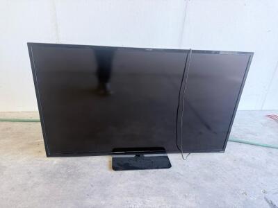 Vizio 55" LED 4K Ultra HD Smart TV with Stand