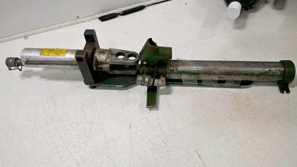 Greenlee Hydraulic Knockout Punch Driver, 601 5145 Head, 2" Max Punch Size, USA