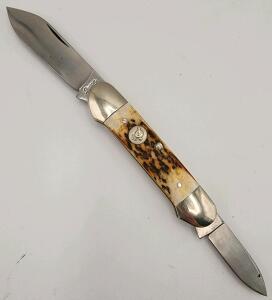 (1) Queen City Cutlery Jigged Bone Pocket Knife