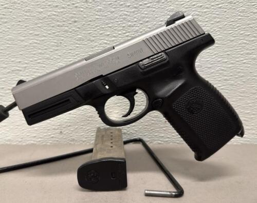 Smith & Wesson SW40VE .40 S&W Polymer Pistol, Stainless Slide, 4" Barrel, 14+1, Springfield MA