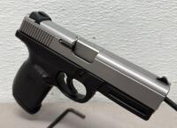 Smith & Wesson SW40VE .40 S&W Polymer Pistol, Stainless Slide, 4" Barrel, 14+1, Springfield MA - 5