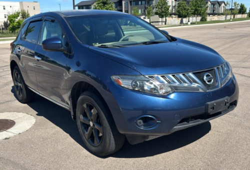 2010 NISSAN MURANO - 4X4!