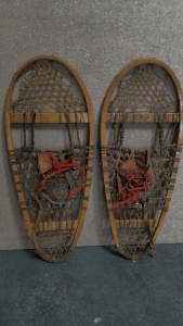 Northwoods Wood/Leather Snowshoes