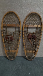 Northwoods Wood/leather Snowshoes