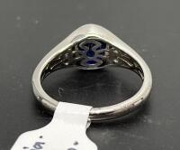 Oval Blue Sapphire 1.38ct and Diamond Accent Ring in White Gold &ndash; Classic Setting, Size 6-1/2 - 5