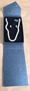 (1) Cultured Freshwater Pearl & Sterling Silver Necklace & Stud Earring Set