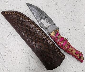(1) Fixed Blade Damascus Steel Bear Cutout Utility Knife With Wood Handle And Sheath