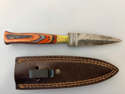 Custom Damascus Fixed-Blade Dagger Knife, 4.5" Blade, Laminated Wood Handle, Leather Sheath