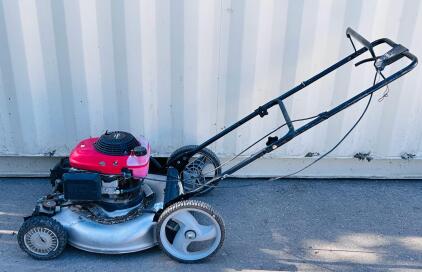 Honda 21" Self-Propelled Lawn Mower with 187cc GCV190 Engine, Versamow&trade; System, and Xenoy&reg; Deck (Parts Or Repair Please Inspect)
