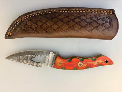 Custom Damascus Hunting Knife, Bear Cut-Out, 4" Blade, Carved Color Handle, Leather Sheath