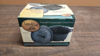 Lewis & Clark Seasoned Commemorative Dutch Oven Do-5