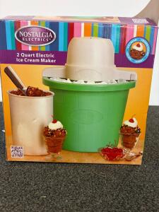 Nostalgia Electrics 2 Quart Electric Ice Cream Maker, Green/White, 12W Motor