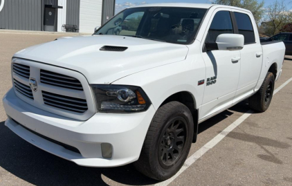 2013 RAM 1500 - 4X4!