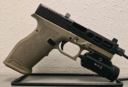 Palmetto Dagger Full Size-S 9mm Pistol, Threaded Barrel, FDE, Light/Laser, SN SZF020702