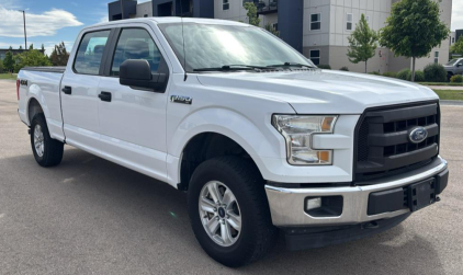 2017 FORD F-150 - 4X4!