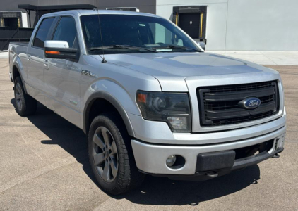 2013 FORD F-150 - 4X4!