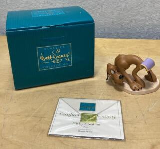 Walt Disney Classics Collection Pluto "Sticky Situation" Figurine with Box & COA, Beach Picnic