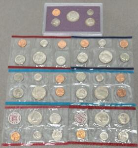 U.S. Mint Coin Sets: 1971, 1972 Proof Sets & 1988, 1989 Uncirculated Mint Sets