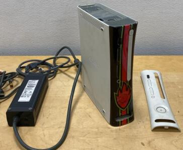 Xbox 360 Console with Power Supply, Custom Flame Skin, Faceplate, AV/Ethernet, Partial SN: 057457xxxx ( Powers On )