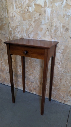 Accent Table