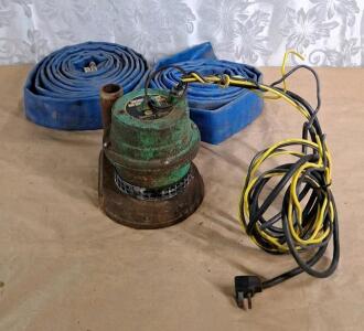 (1) Peabody Barnes SSC27 Submersible Pump & (2) Hoses