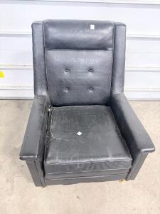 Mid-Century Modern Black Vinyl Armchair on Casters &ndash; Button Tufted, 40&rdquo; High