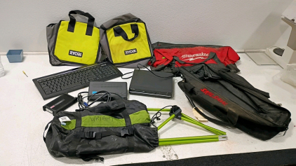 Ryobi, Milwaukee, Skilsaw Soft Tool Bags Assorted Colors and Sizes, Heavy Duty Fabric, Lot of 4