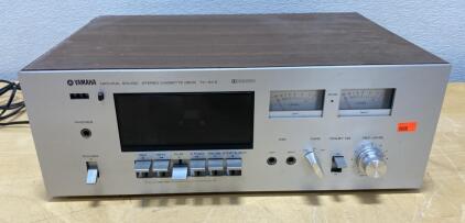 Yamaha TC-511S Stereo Cassette Deck, 1976, Dolby B, VU Meters, Japan( Powers On )