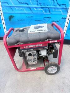Troy-Bilt 01924 Portable Gasoline Generator &ndash; 3,550 Running Watts, 5,250 Starting Watts, 6.75 HP Briggs & Stratton Engine