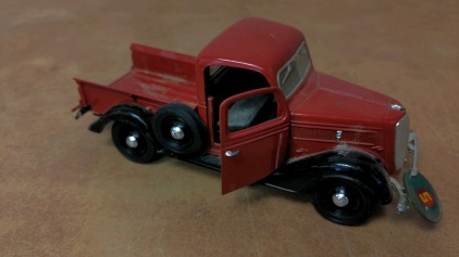 1937 Ford Pickup 1/24 Scale Model