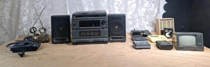 Lot Of Assorted Vintage Electronics