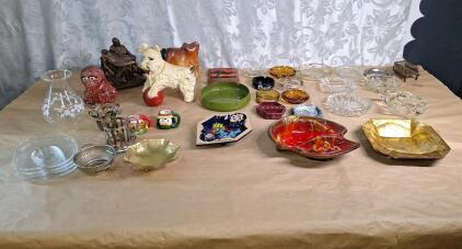 (18) Vintage Glass Ashtrays & Assorted Table Decor