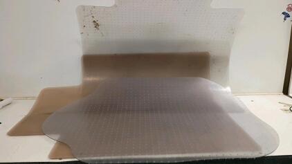 ER-20 Heavy-Duty Transparent Floor Protection Mats with Studded Surface