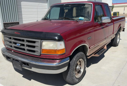 1995 FORD F-150 - 4X4!