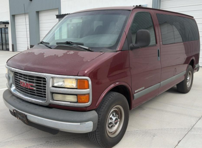 2001 GMC SAVANA 3500 - RWD!