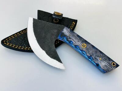 Custom Damascus Steel Ulu Knife With Resin Handle And Leather Sheath