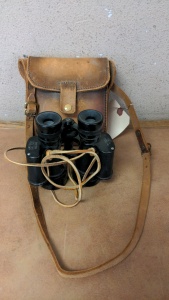 7x35 Binoculars w/Leather Case