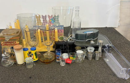 Dibea Robot Vacuum, Candle Lights, Glassware, Easter Sign, Vintage Jars & Barware